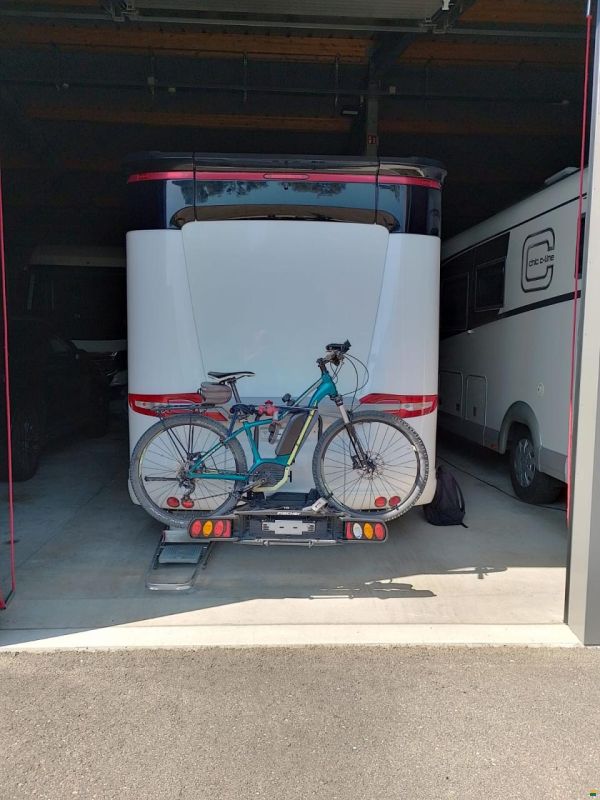 Hobby van 65GE30