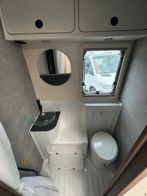 Rimor Fahrzeugnummer: 676 HERZLICH WILLKOMME