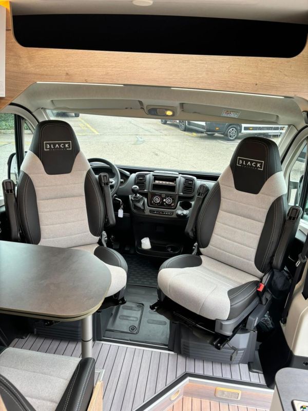 Clever Vans Runner 636 Fiat Maxi 140PS