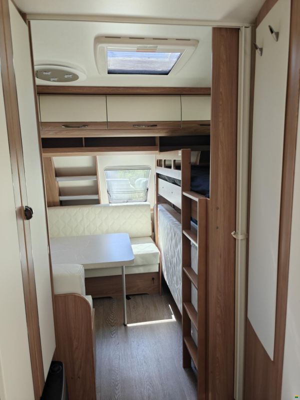 Hobby De Luxe 515 UHK