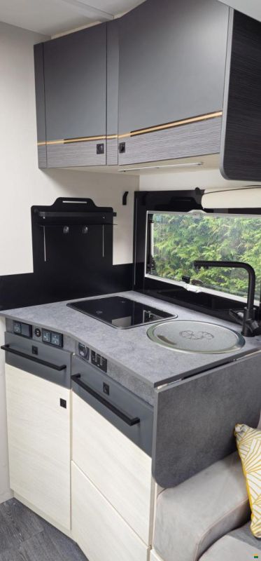 Chausson 720 Titanium Premium