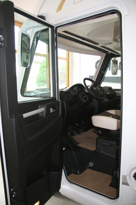 Pilote/Bavaria  I60LG Arctic