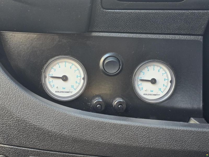 Pilote V 630 J 2.2 9G-AUTOMAT MJ