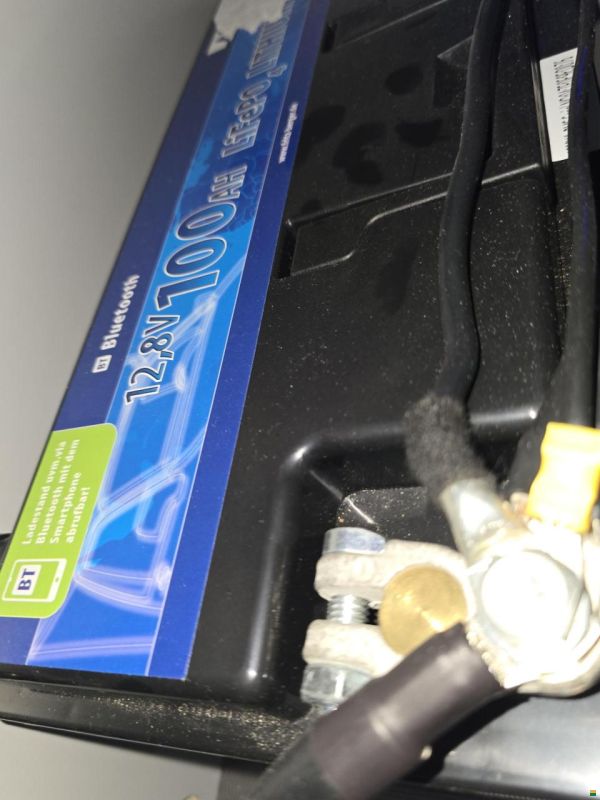 Pilote V 630 J 2.2 9G-AUTOMAT MJ