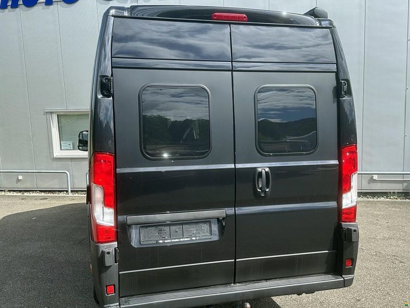 Pilote V 630 J 2.2 9G-AUTOMAT MJ