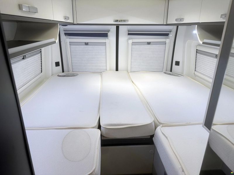 Pilote V 630 J 2.2 9G-AUTOMAT MJ