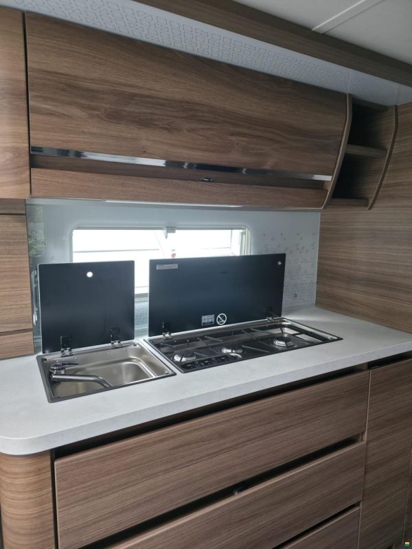 Tabbert Puccini 685 DF 2,5