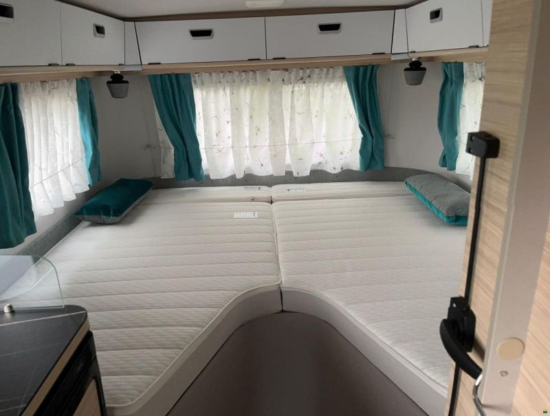 Eriba Touring 542