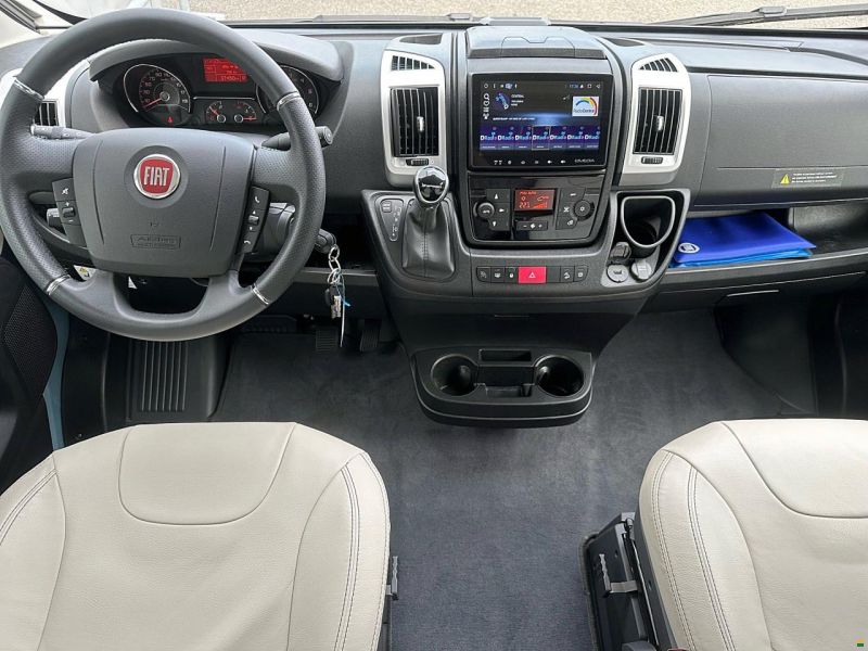 Pilote V 600 J PREMIUM 2.3 9-GANG AUTOMAT MJ160