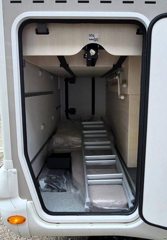 Challenger 380 Graphite Ultimate Edition