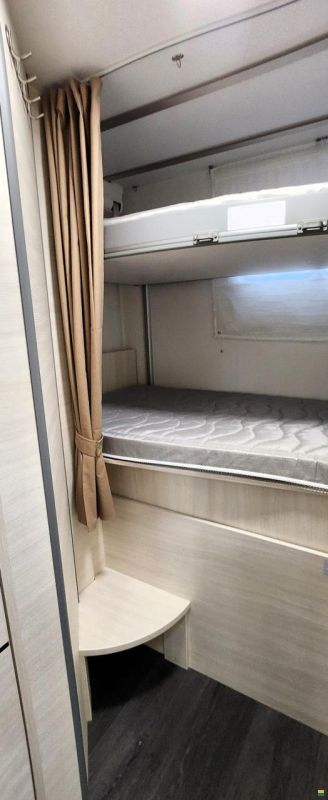 Challenger 380 Graphite Ultimate Edition