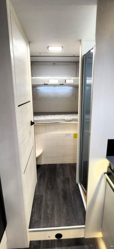 Challenger 380 Graphite Ultimate Edition