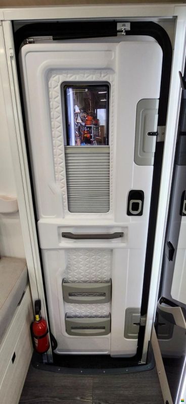 Challenger 380 Graphite Ultimate Edition