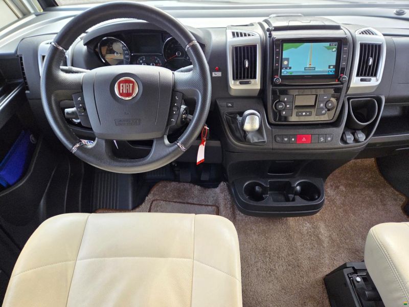 Bürstner IXEO I 746