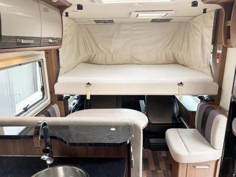 Knaus SKY I 700 PLUS LEG AUTOMAT MJ150