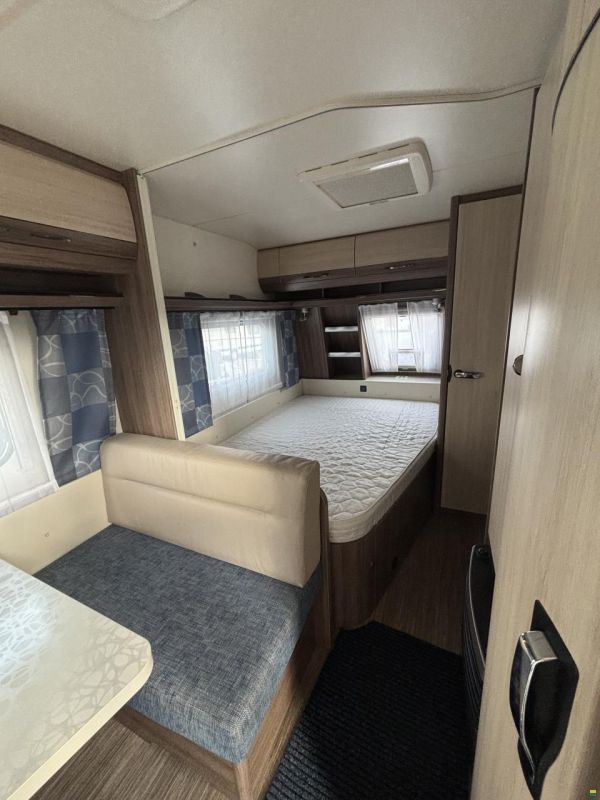 Hobby 400 SFE De Luxe