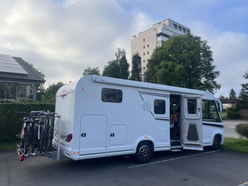 Knaus Live I 700 MEG