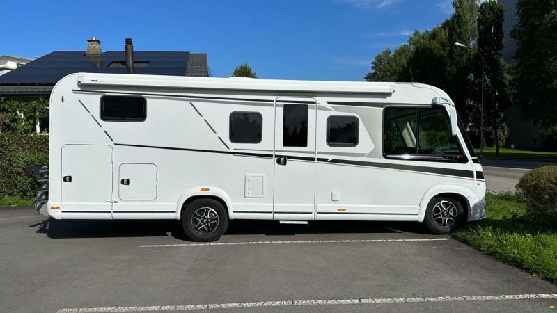 Knaus Live I 700 MEG