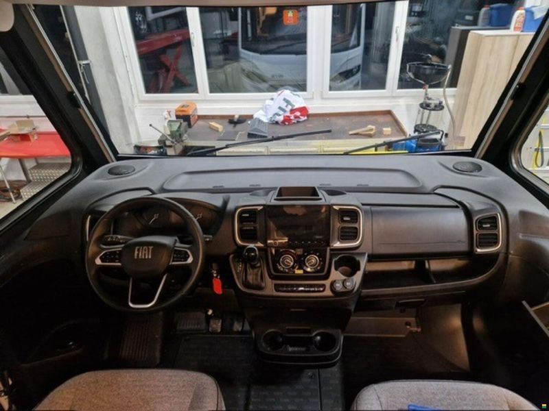 Sunlight Adventure I 67S