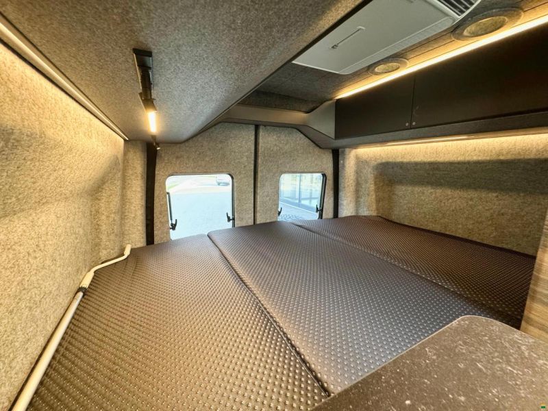 Adria Supertwin MB 600 SPB 4x4