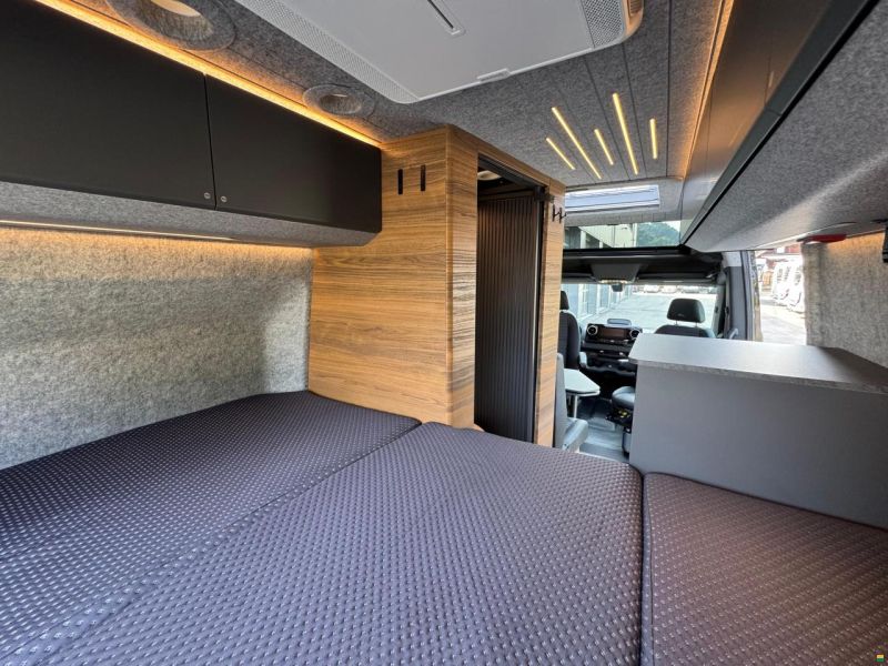 Adria Supertwin MB 600 SPB 4x4