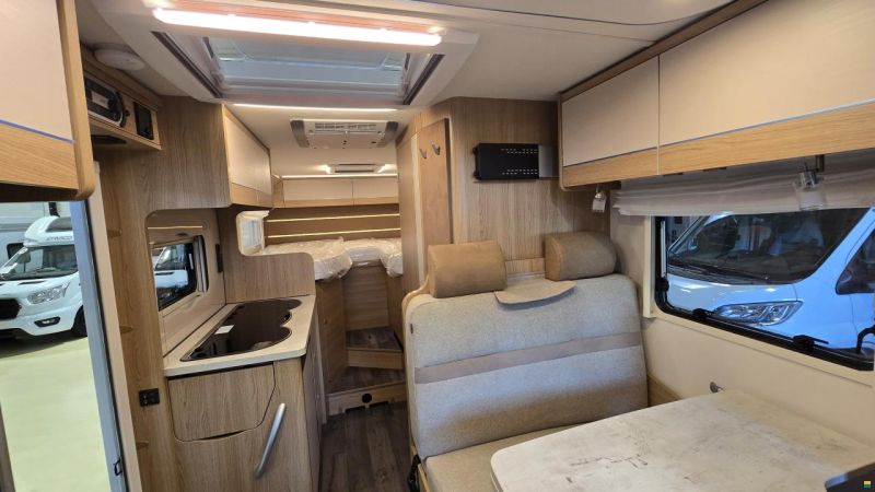 LMC Cruiser V 646 G / Hymer-Gruppe