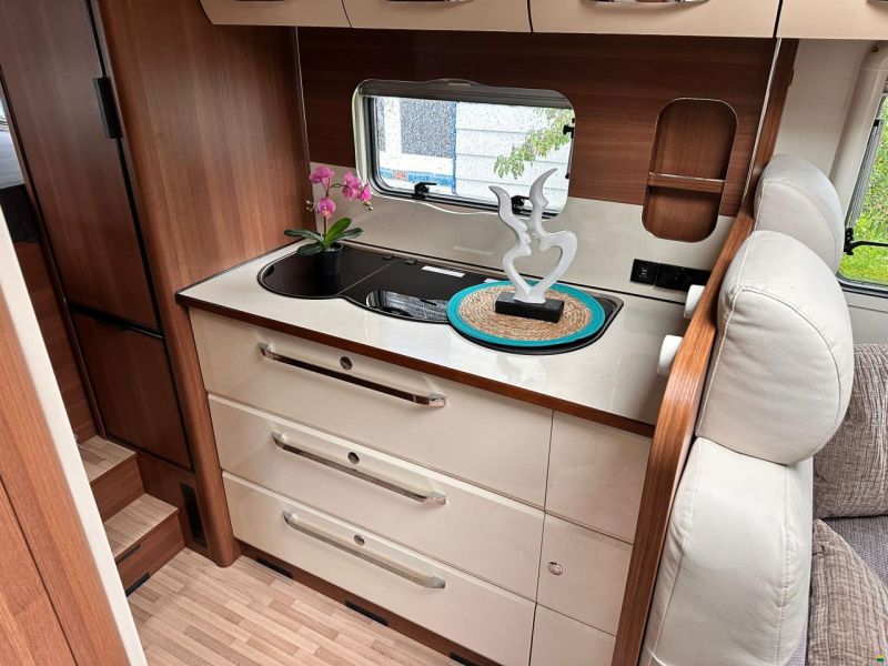 LMC Explorer I 675 Comfort Line