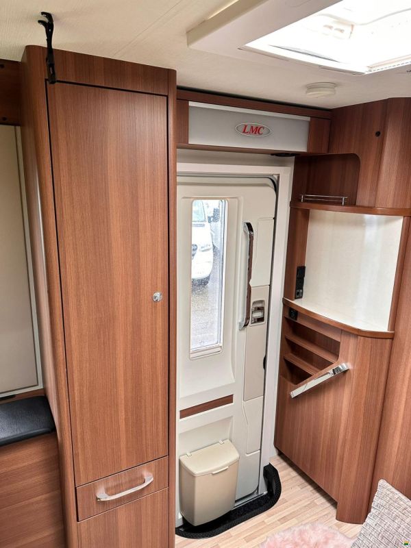 LMC Explorer I 675 Comfort Line