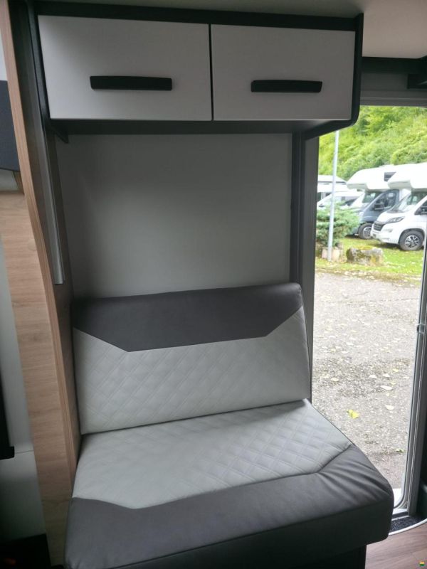 Knaus L!VE WAVE 650 MG Platinum Selection