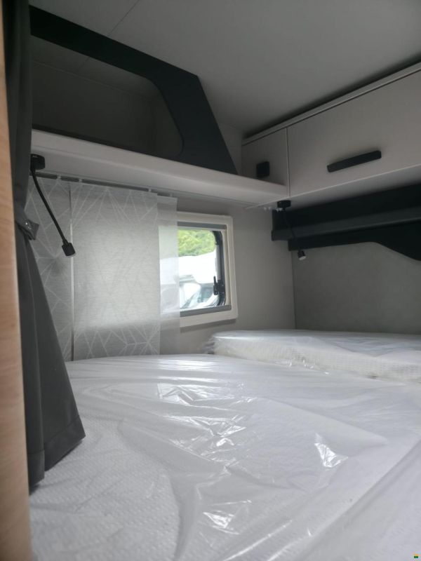 Knaus L!VE WAVE 650 MG Platinum Selection