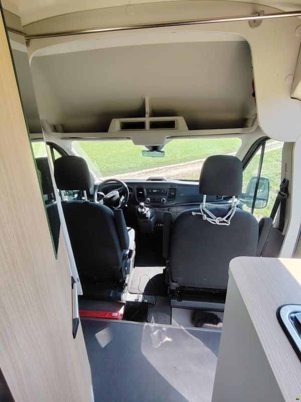 Karmann Dexter 570 4x4