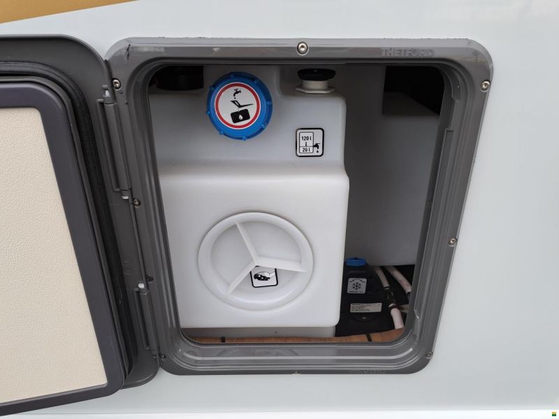 Bürstner Lyseo TD 690 G B66