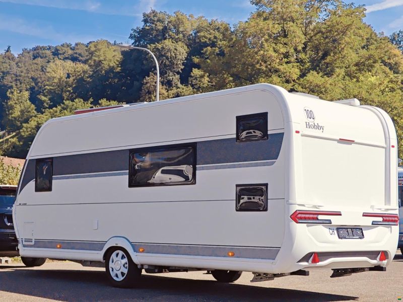 Hobby 24EG/540 KMFe De Luxe -Etagenbett