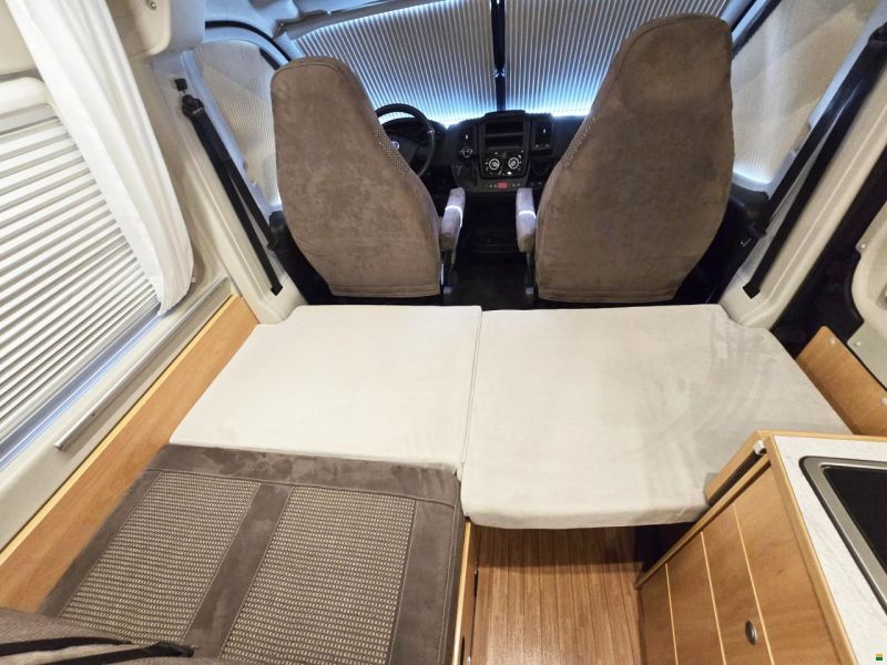 Pössl 640 2.3 MJ160 9-GANG AUTOMAT H3