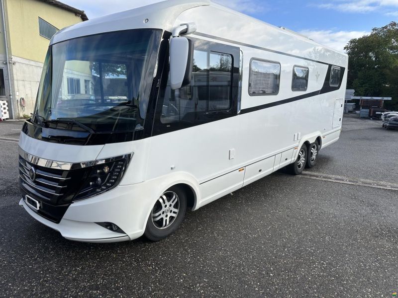 Niesmann-Bischoff Arto 83 F