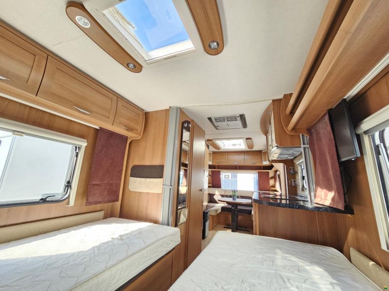 LMC Münsterland 503 E mit Eizelbett,Mover!