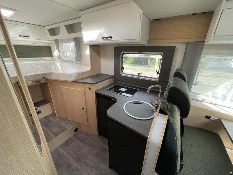 Sunlight Adventure T Ford 670S