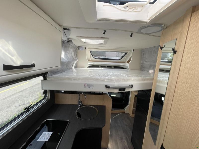 Sunlight Adventure T Ford 670S