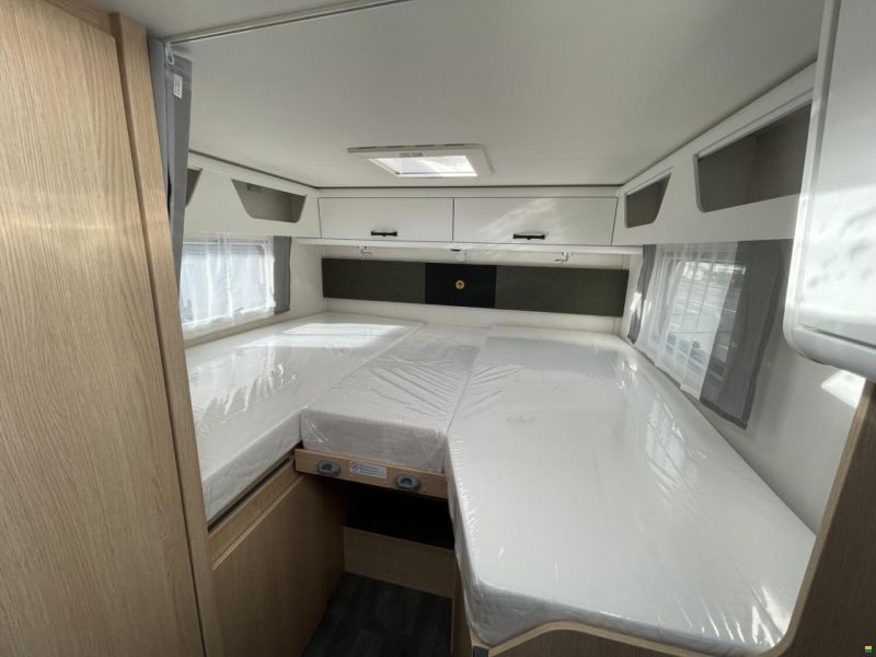 Sunlight Adventure T Ford 670S