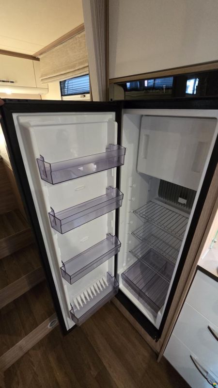 Bürstner Ixeo Time IT 726 G White Label