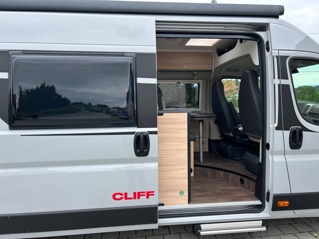 Sunlight Cliff 640 Adventure Edition