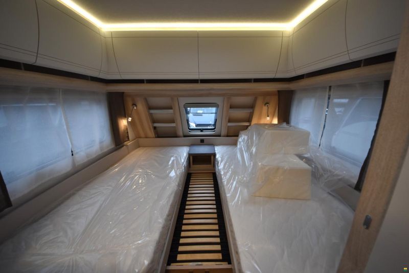 Hobby 460 SL De Luxe