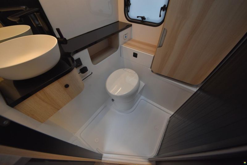 Hobby 460 SL De Luxe