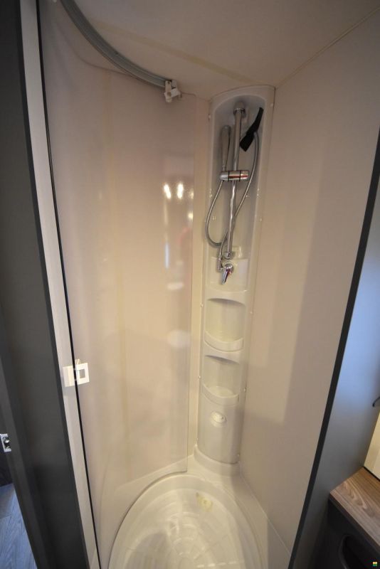 Hobby 545 KMF Excellent Edition