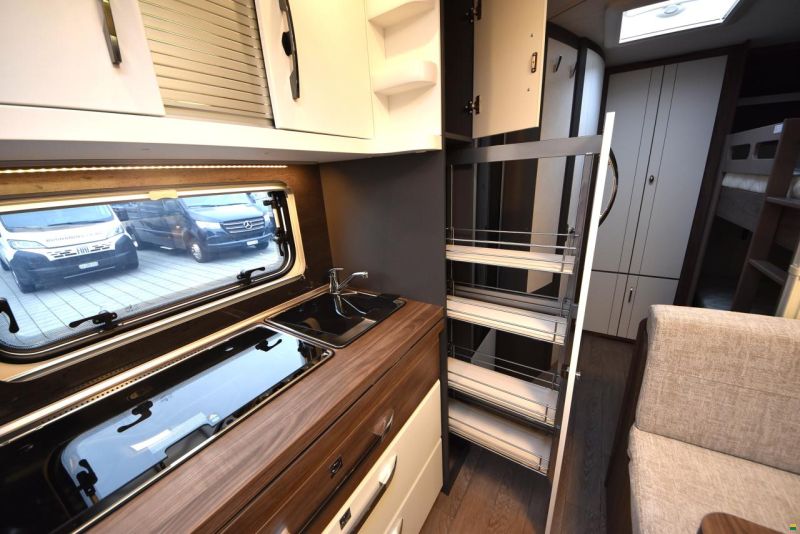 Hobby 545 KMF Excellent Edition