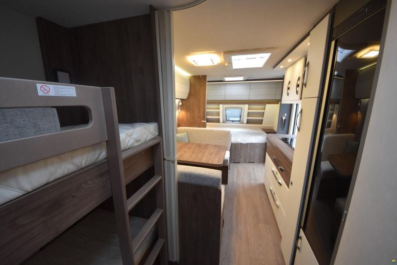 Hobby 545 KMF Excellent Edition