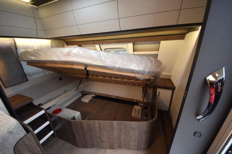 Hobby 545 KMF Excellent Edition