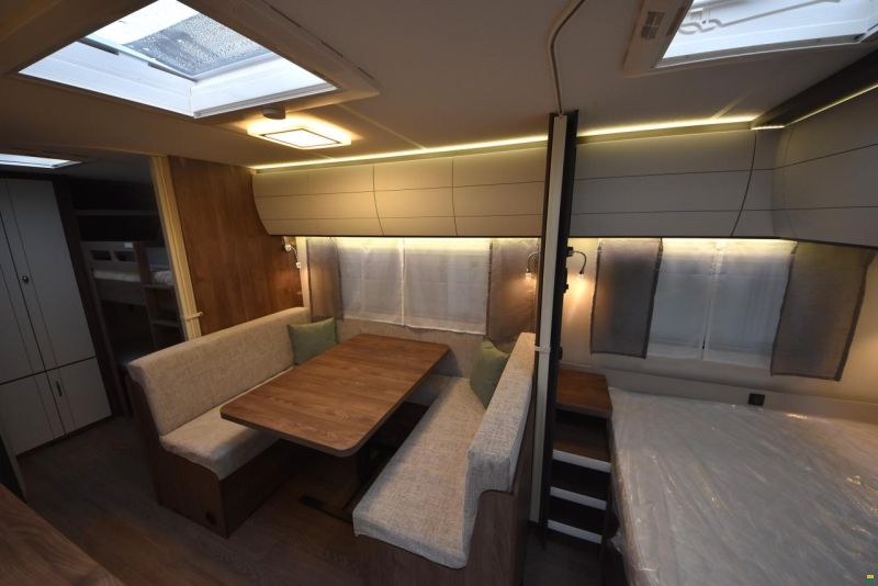 Hobby 545 KMF Excellent Edition