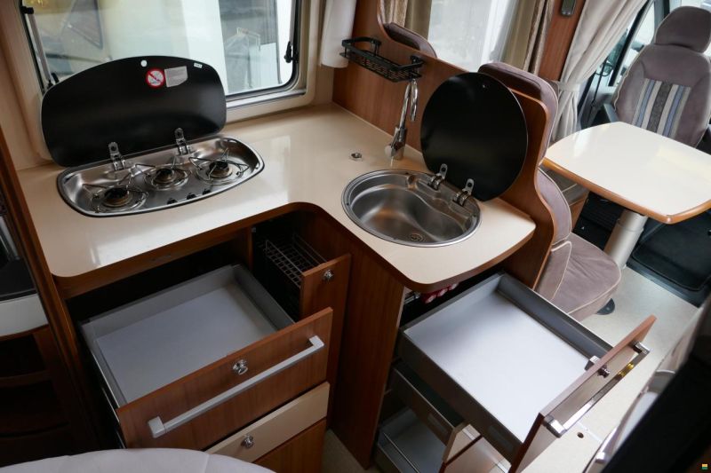 Eura Mobil Terrestra TT 670 SB