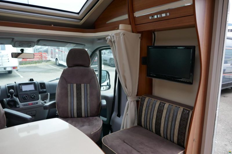 Eura Mobil Terrestra TT 670 SB